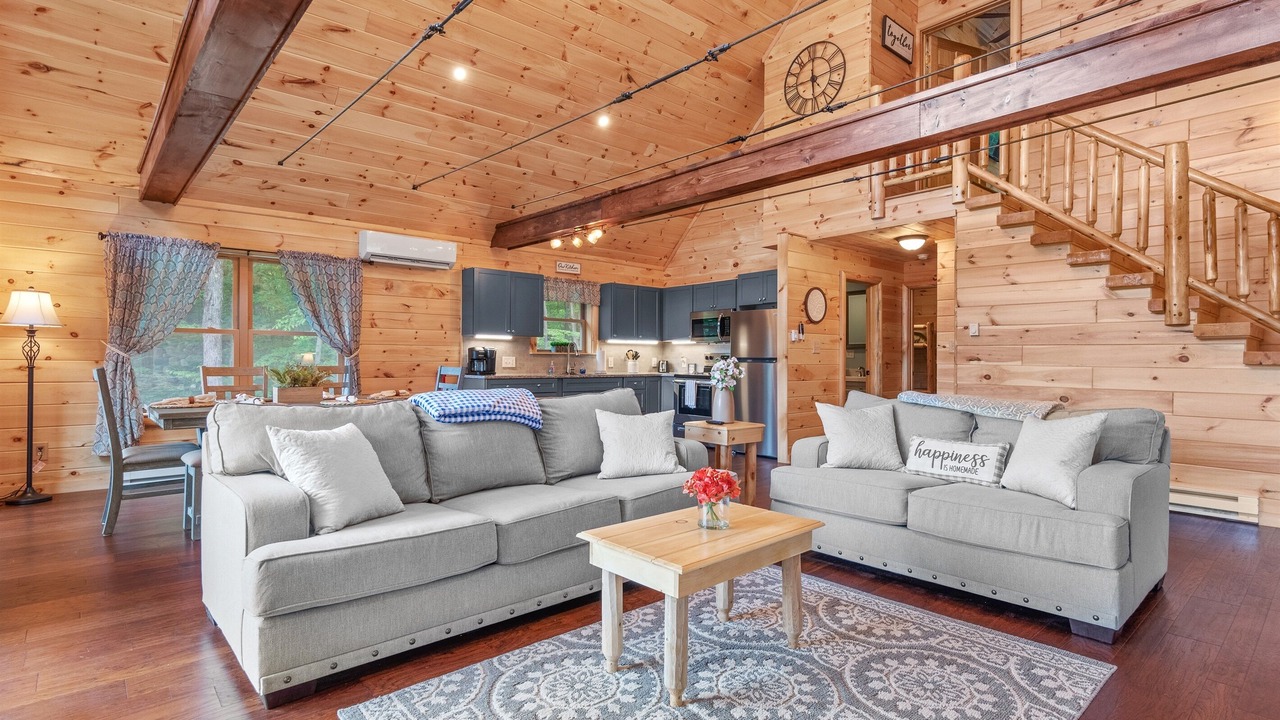 Photo of Livingroom in West Oneonta