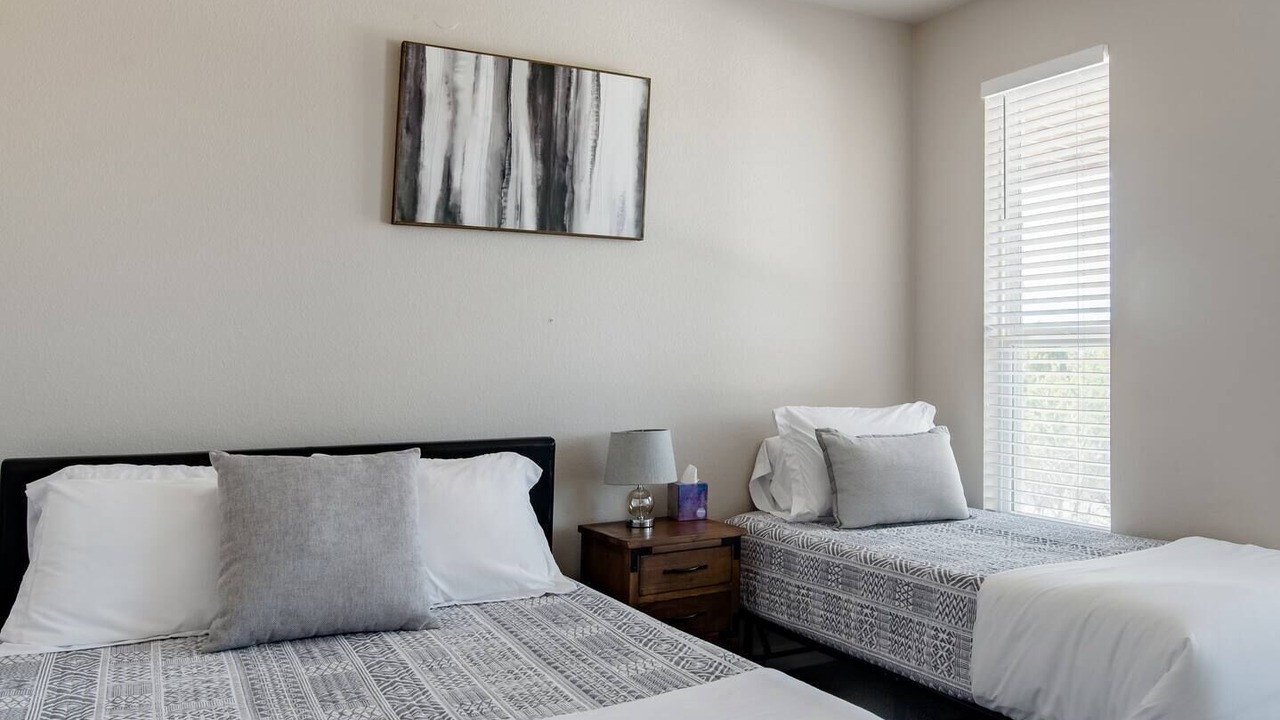 Photo of Bedroom in Point Venture