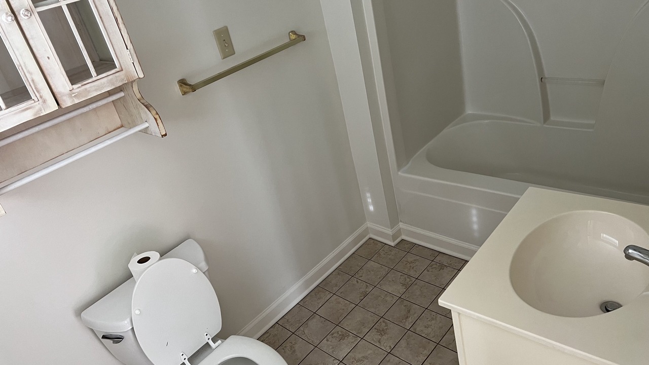 Photo of Bathroom in Ellendale