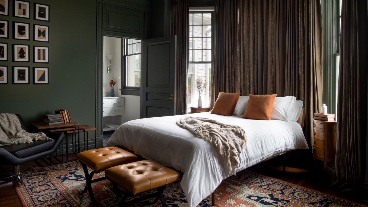 Photo of Bedroom in Austin Ave.