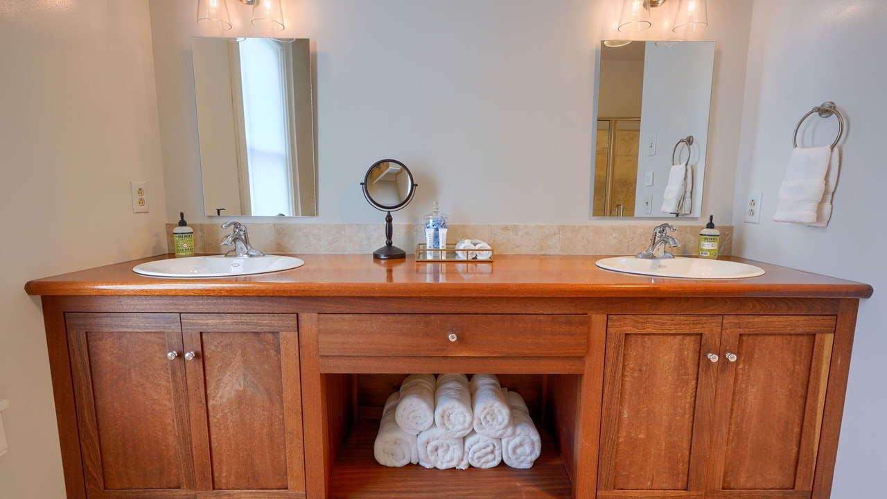 Photo of Bathroom in Merion Village
