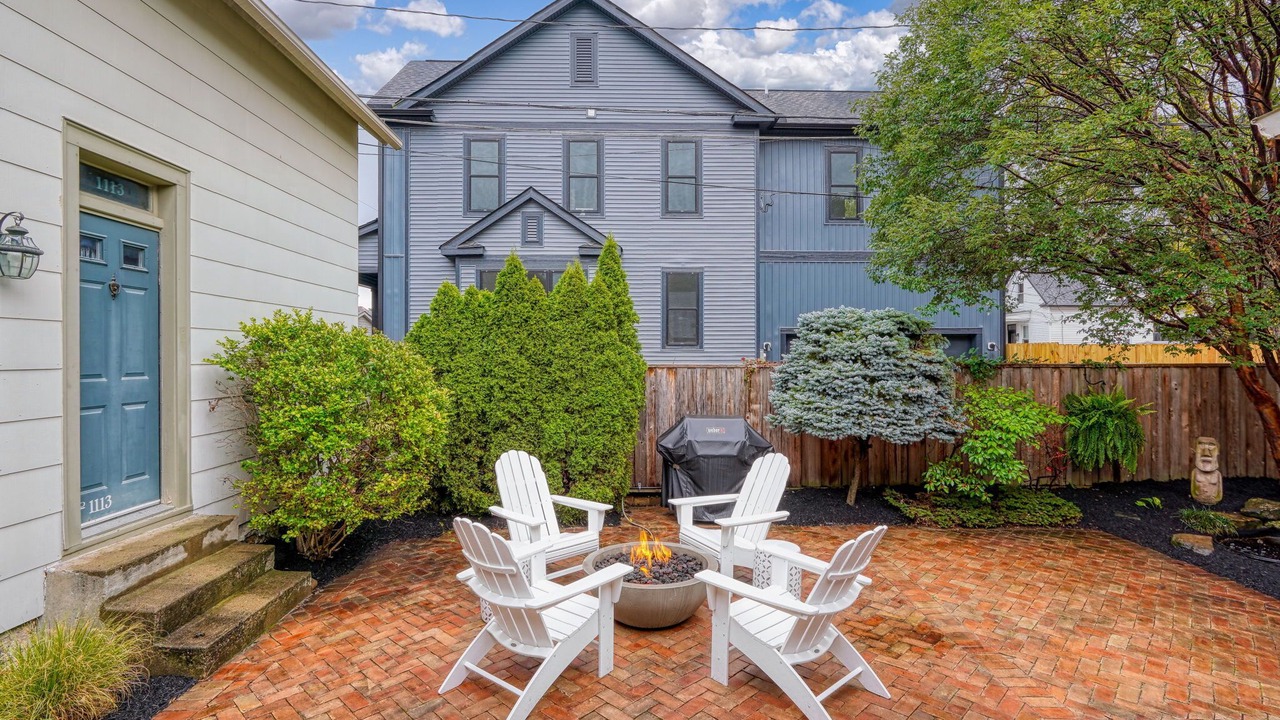 Photo of Patio Balcony in Merion Village