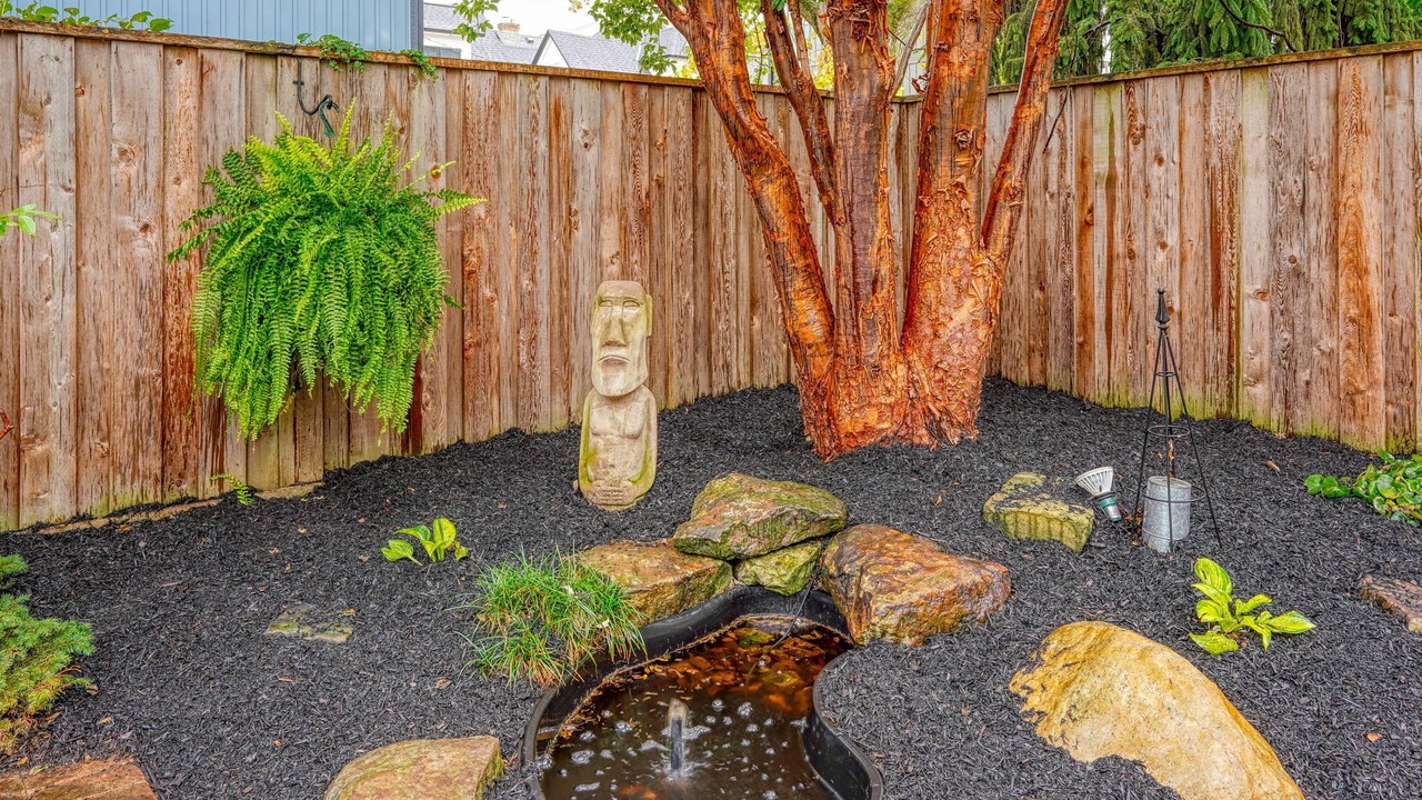 Photo of Outdoor in Merion Village