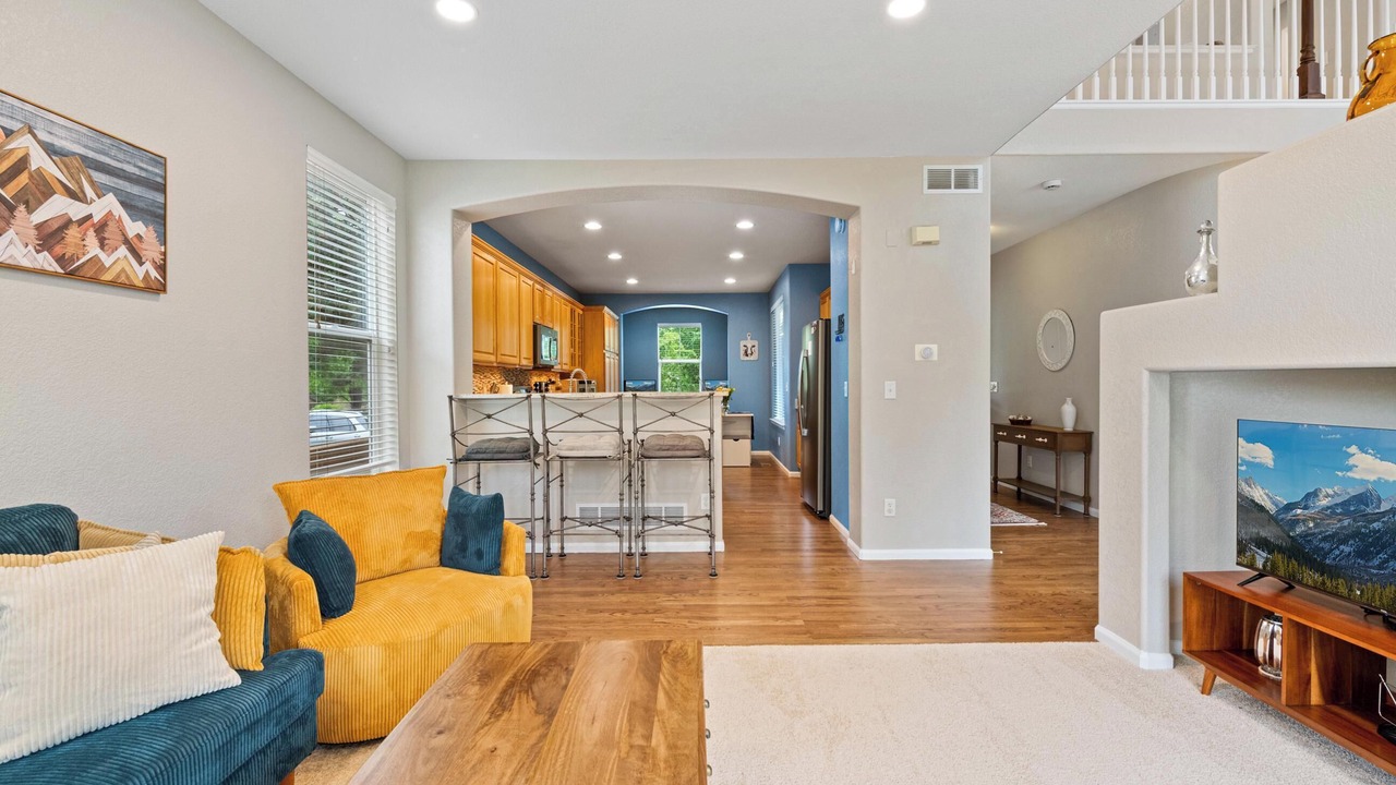 Photo of Livingroom in Commerce City
