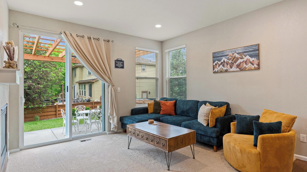Photo of Livingroom in Commerce City
