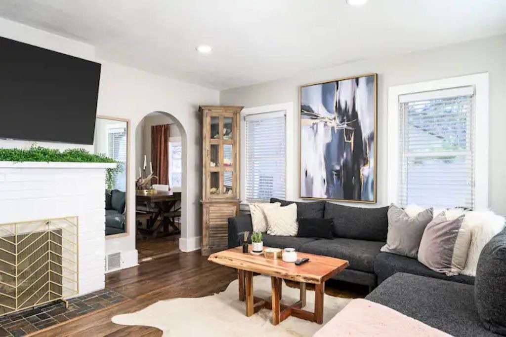 Photo of Bedroom in Edgewater