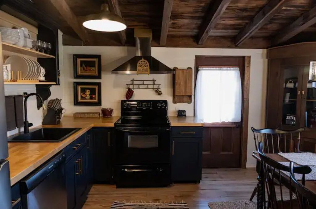 Photo of Kitchen in Hendersonville