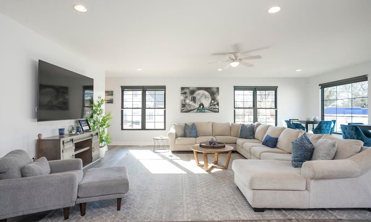 Photo of Bedroom in Cleveland Park