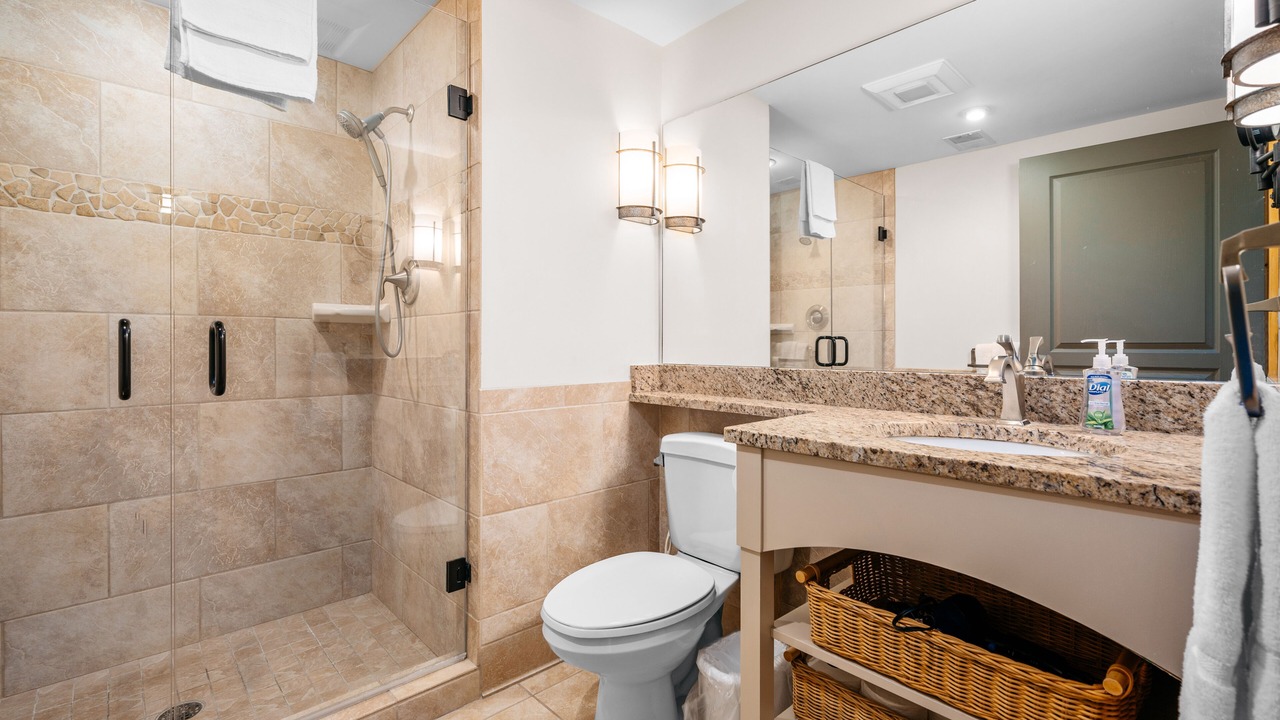 Photo of Bathroom in Maple City
