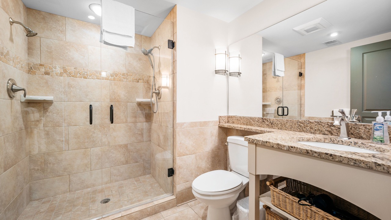 Photo of Bathroom in Maple City