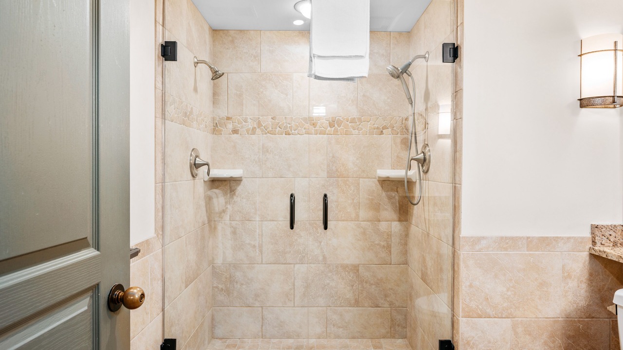 Photo of Bathroom in Maple City