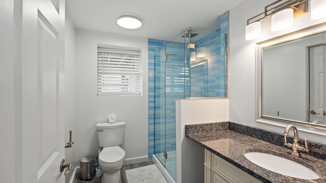Photo of Bathroom in Eastward Look