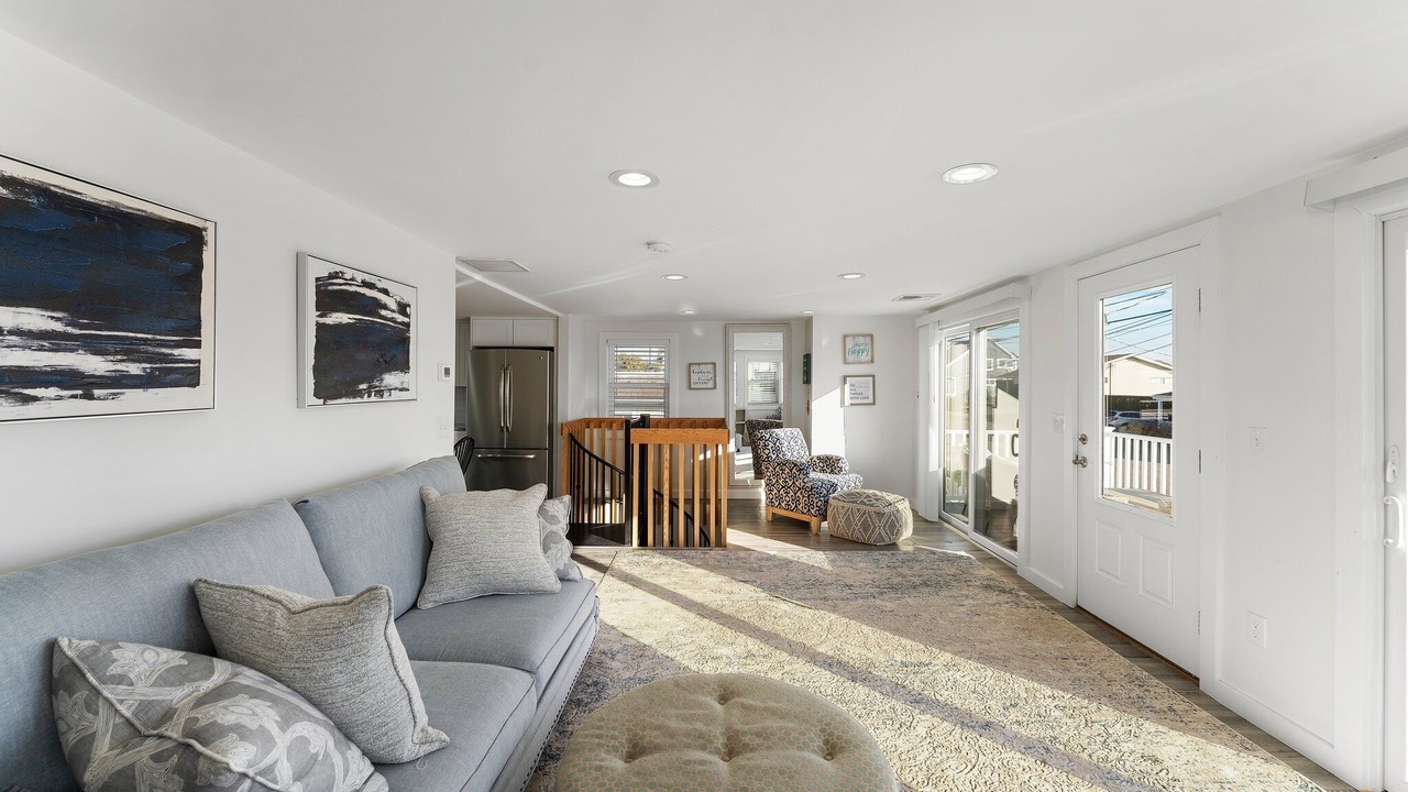 Photo of Livingroom in Eastward Look