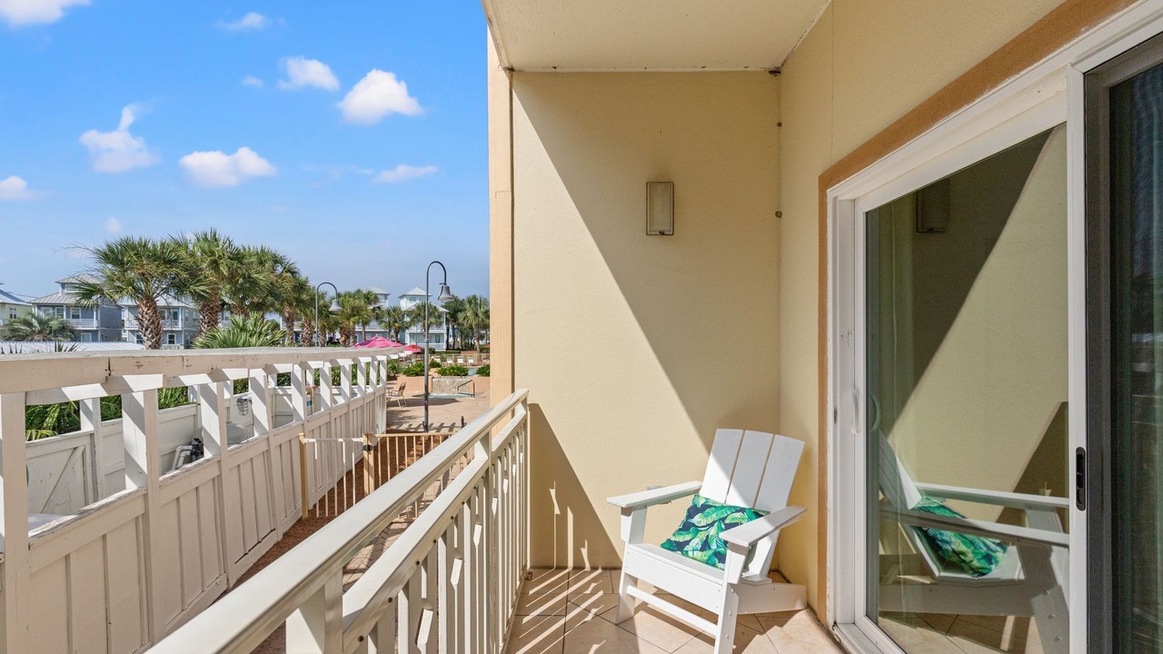 Photo of Patio Balcony in Waterside Village