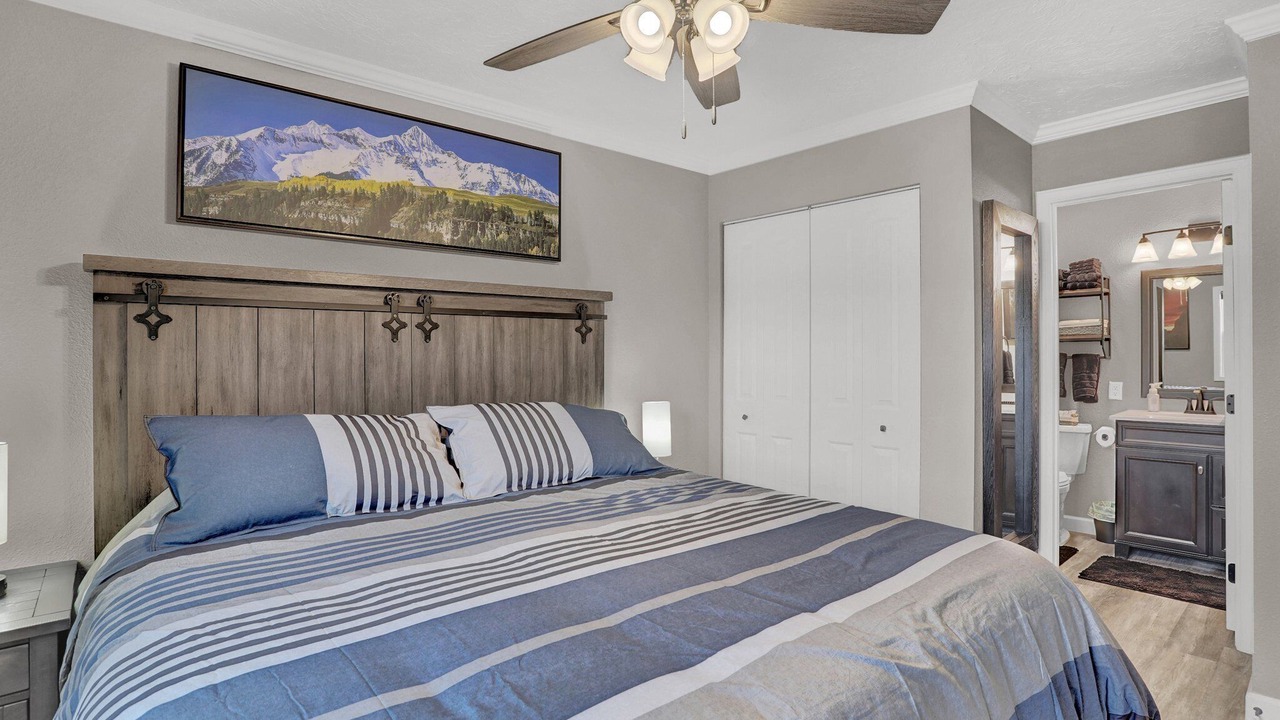 Photo of Bedroom in West Colorado Springs