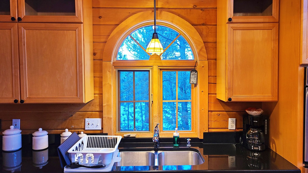 Photo of Kitchen in Rainbow Valley