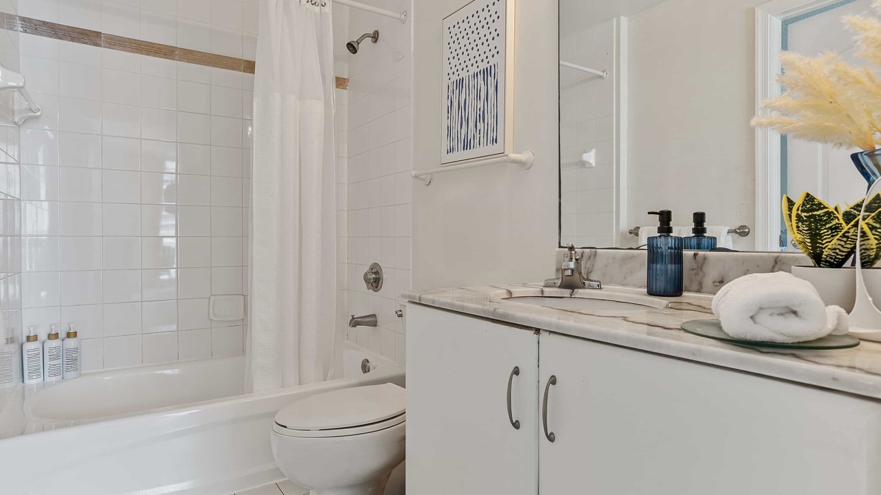 Photo of Bathroom in Brickell