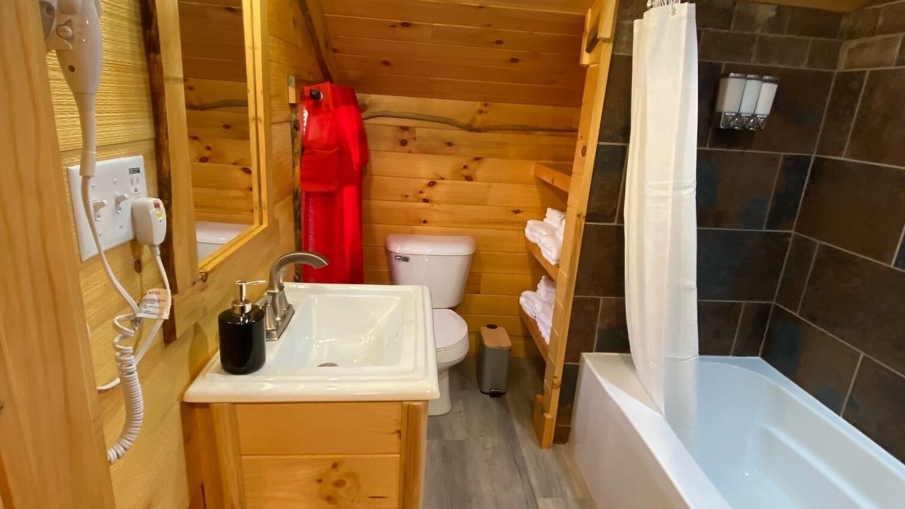 Photo of Bathroom in Logan