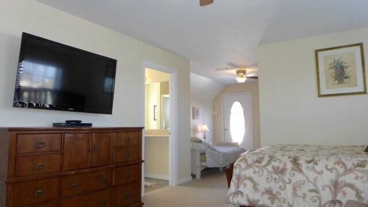 Photo of Bedroom in North End