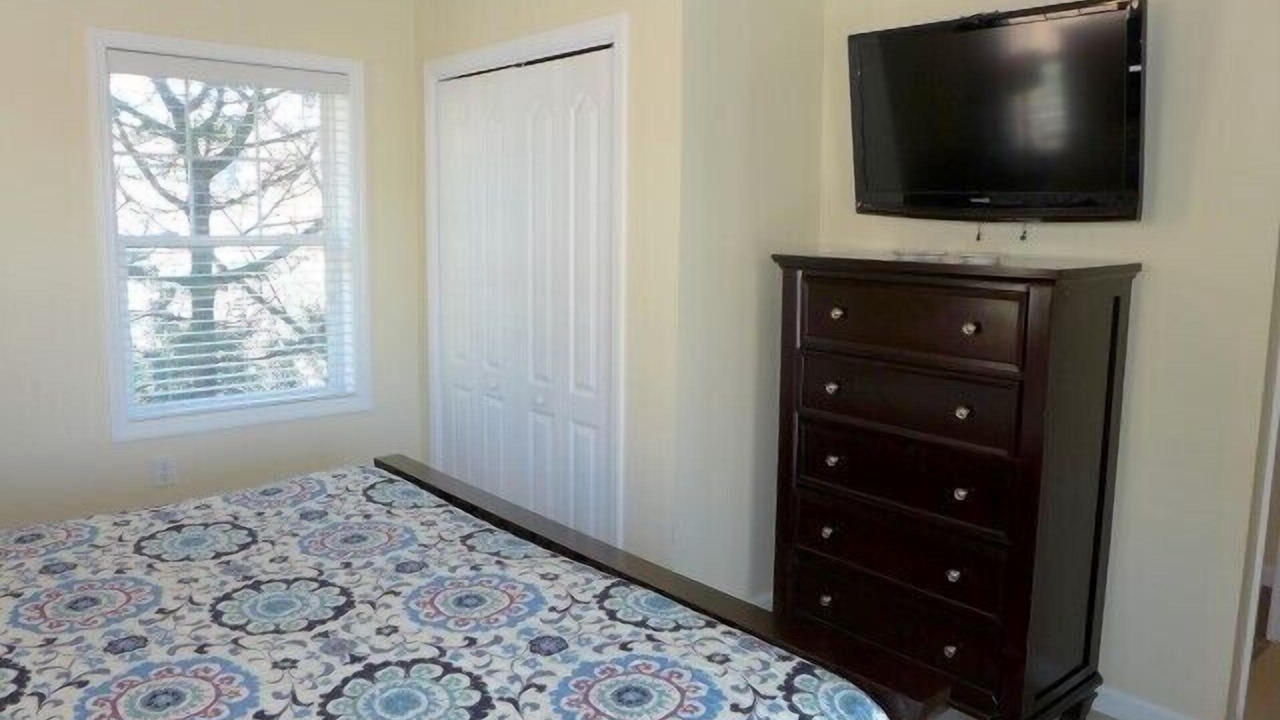 Photo of Bedroom in North End