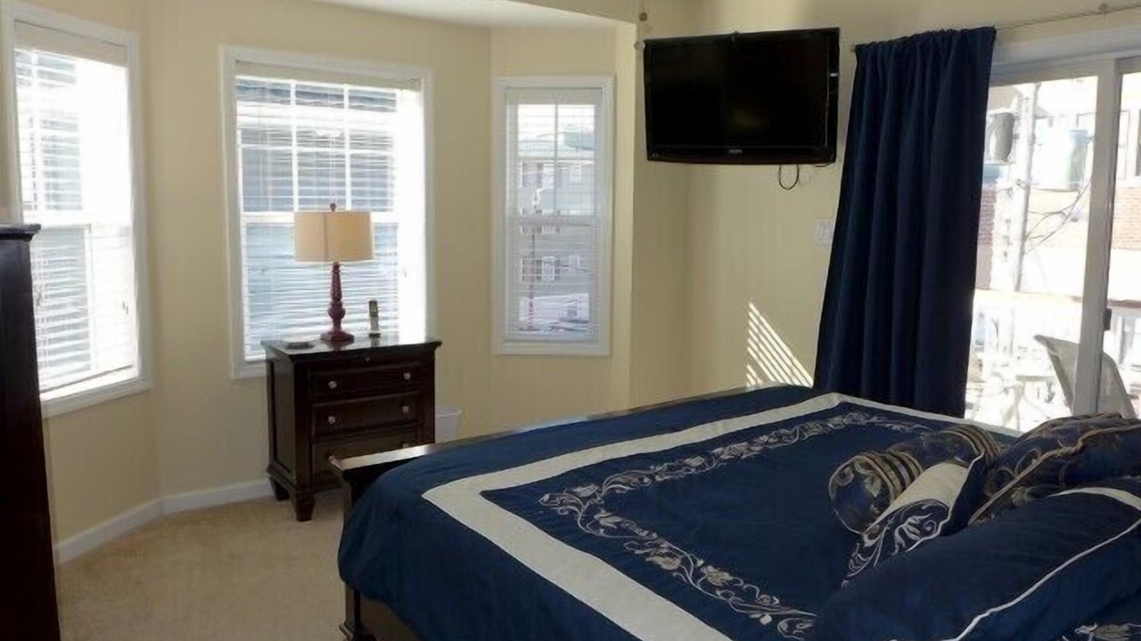 Photo of Bedroom in North End
