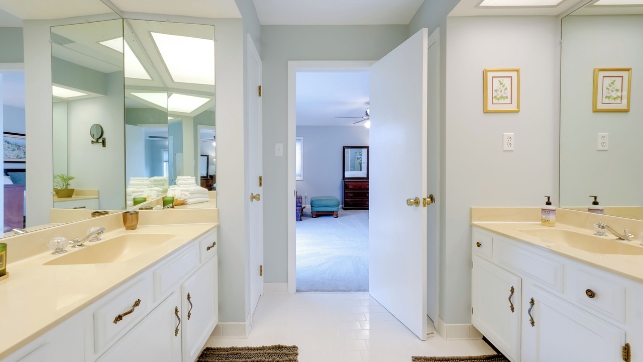 Photo of Bathroom in Millington