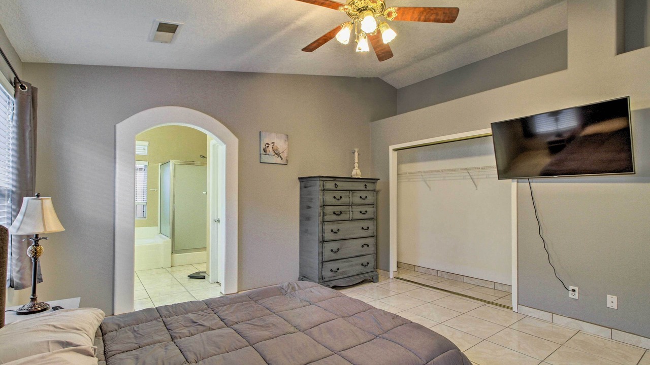 Photo of Bedroom in Westgate Heights