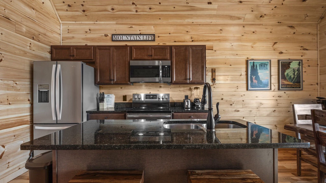 Photo of Kitchen in White Oak Lodge