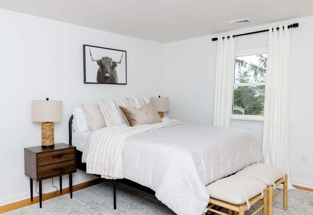 Photo of Bedroom in Leola