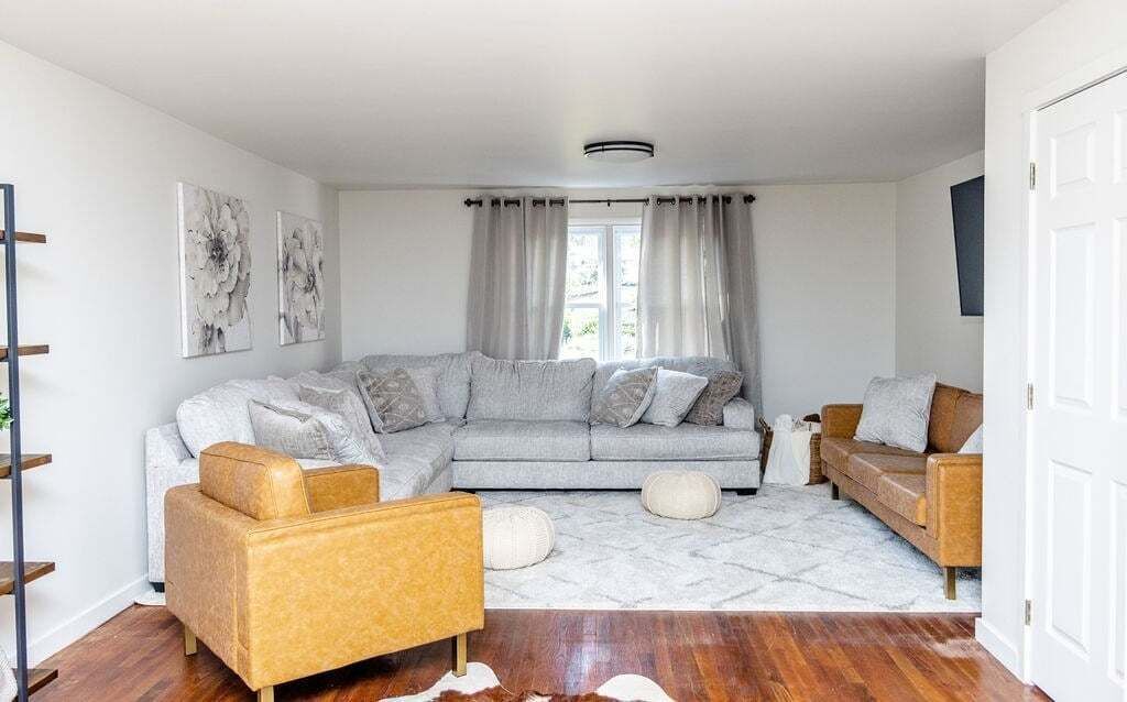 Photo of Livingroom in Leola