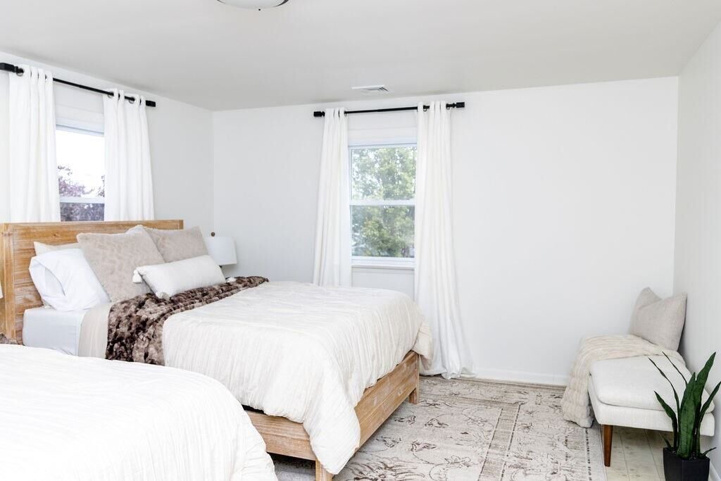 Photo of Bedroom in Leola