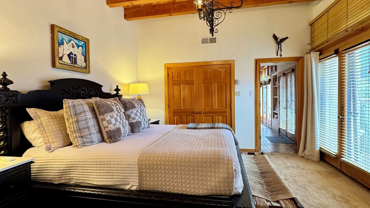 Photo of Bedroom in Nambe Pueblo