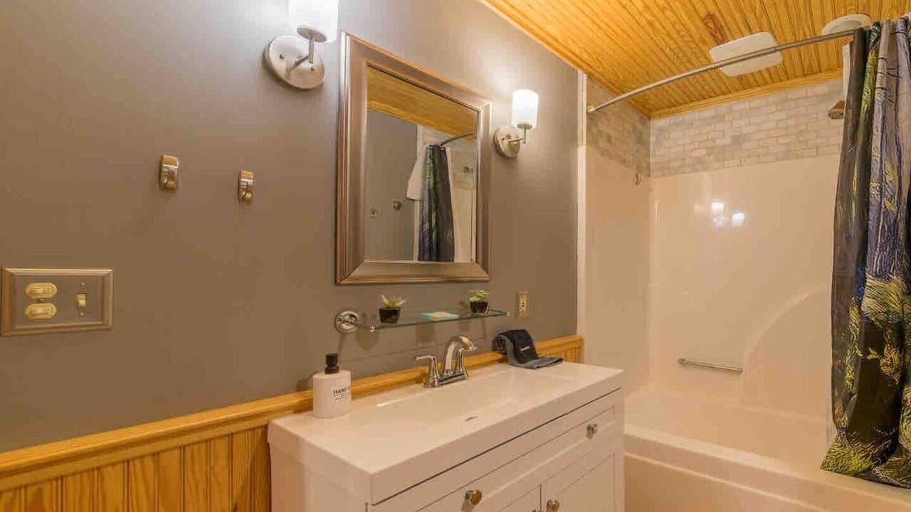 Photo of Bathroom in Pittman Center