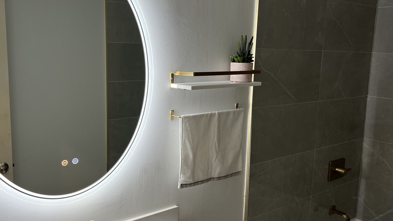 Photo of Bathroom in Davie