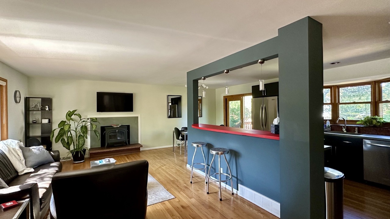 Photo of Livingroom in Martin Acres