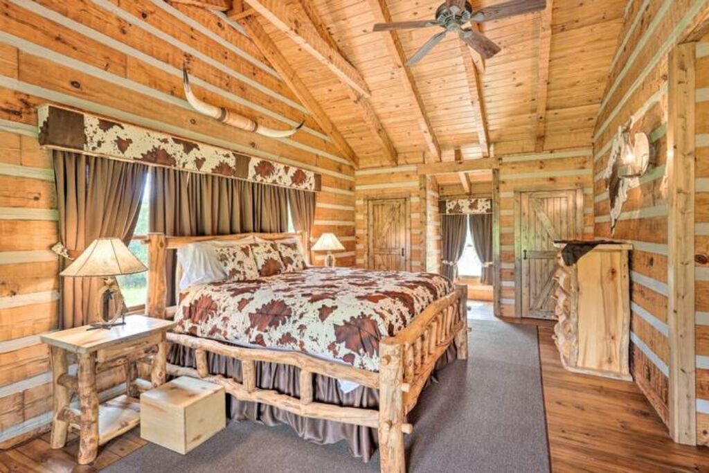Photo of Bedroom in South Pittsburg