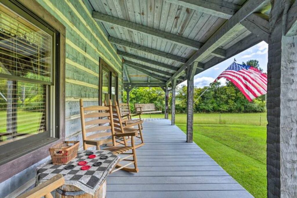 Photo of Patio Balcony in South Pittsburg
