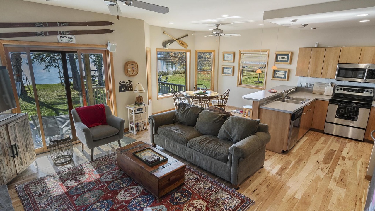 Photo of Livingroom in Alanson