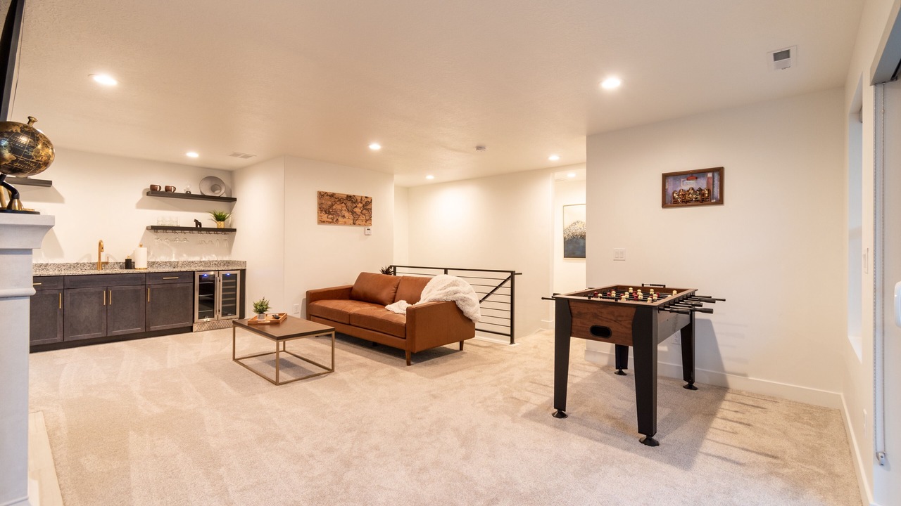 Photo of Bedroom in Midway