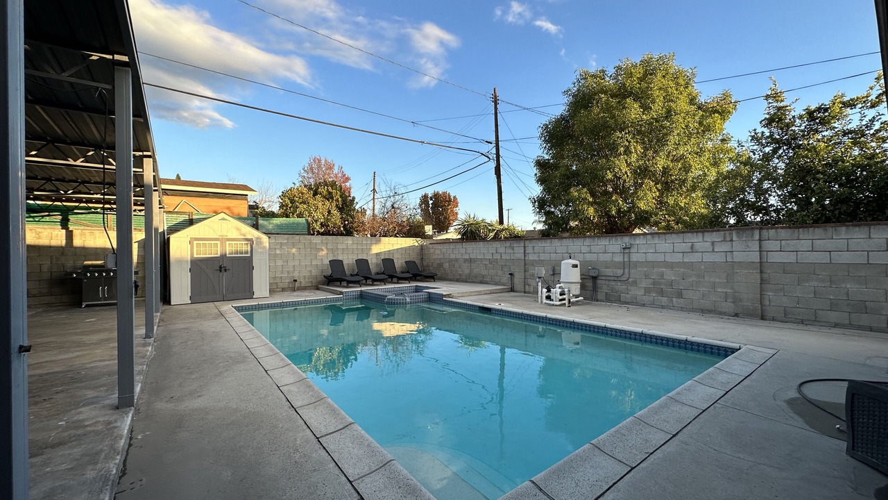 Photo of Outdoor in North Hollywood