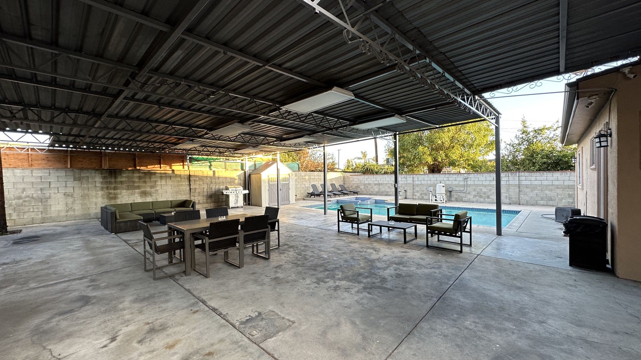 Photo of Outdoor in North Hollywood