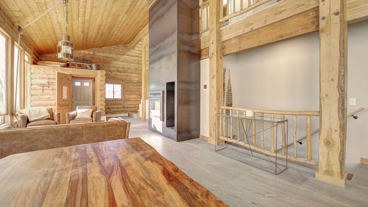 Photo of Livingroom in Idaho Springs