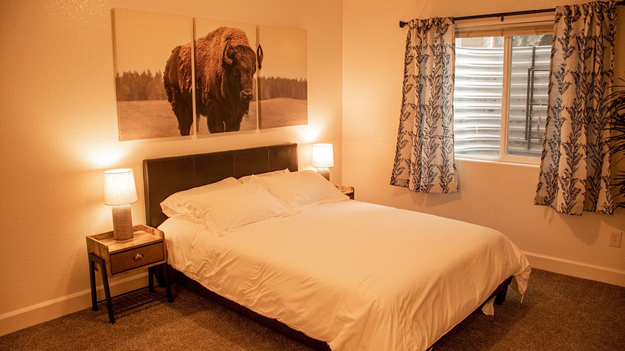 Photo of Bedroom in Jefferson Gardens