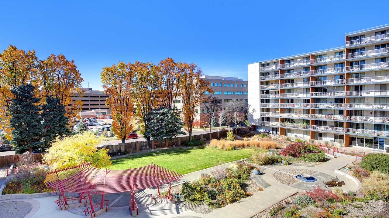 Photo of Outdoor in Hale