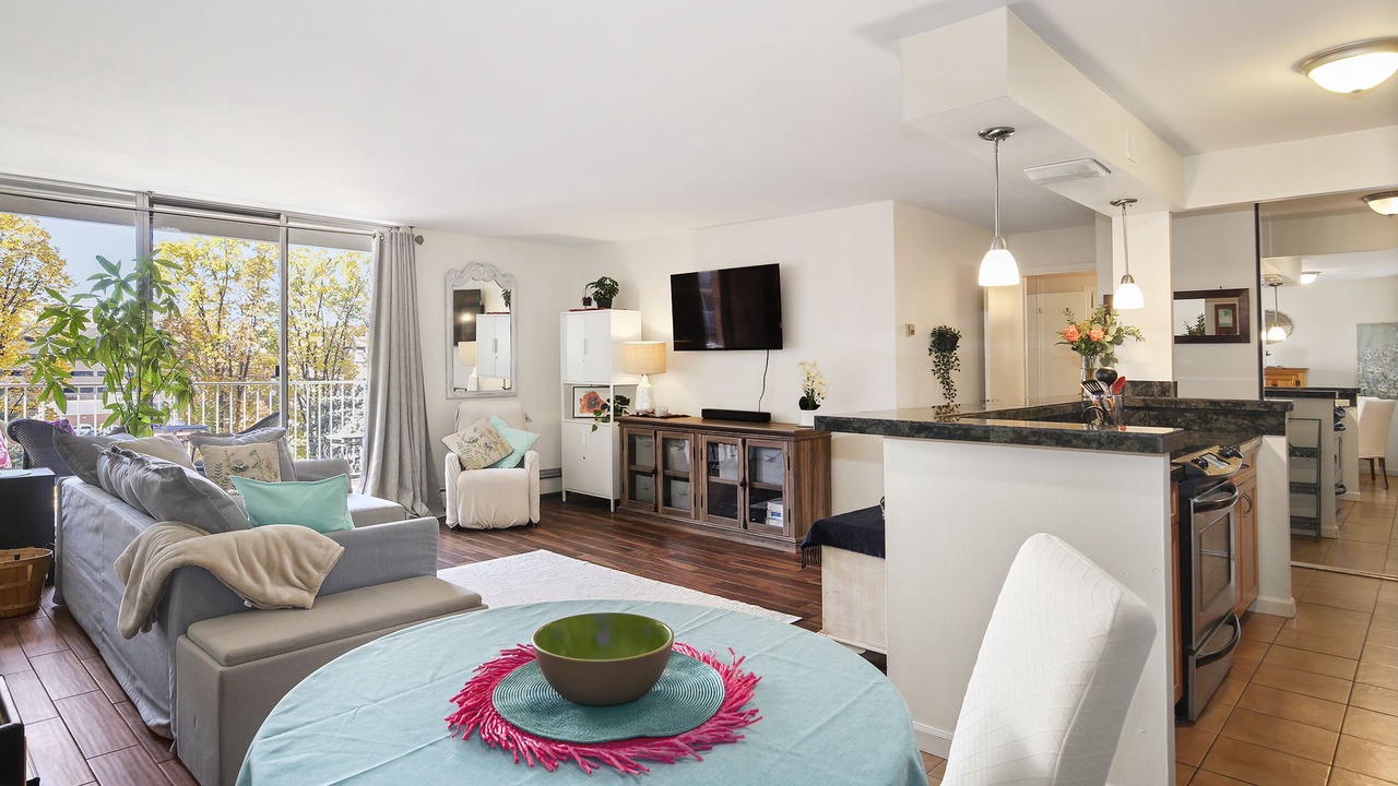 Photo of Livingroom in Hale