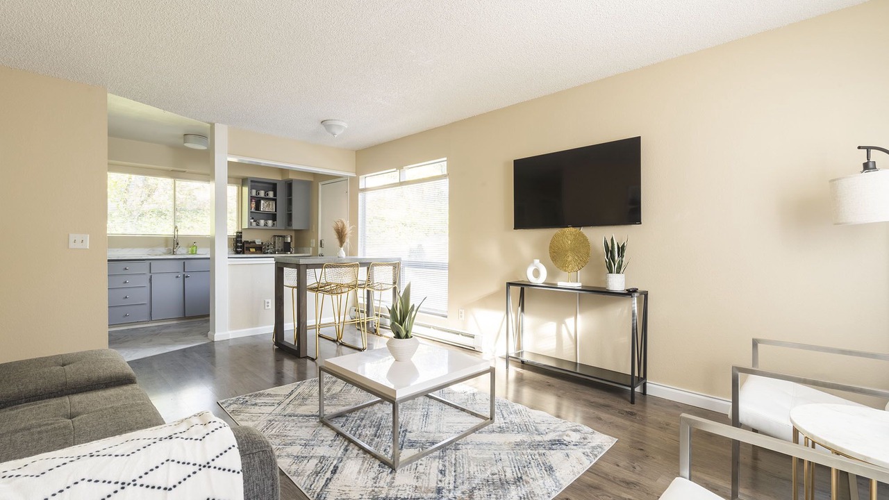 Photo of Livingroom in Education Hill