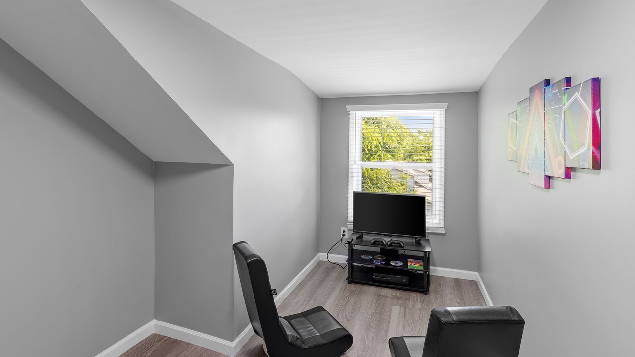Photo of Bedroom in Lupton City