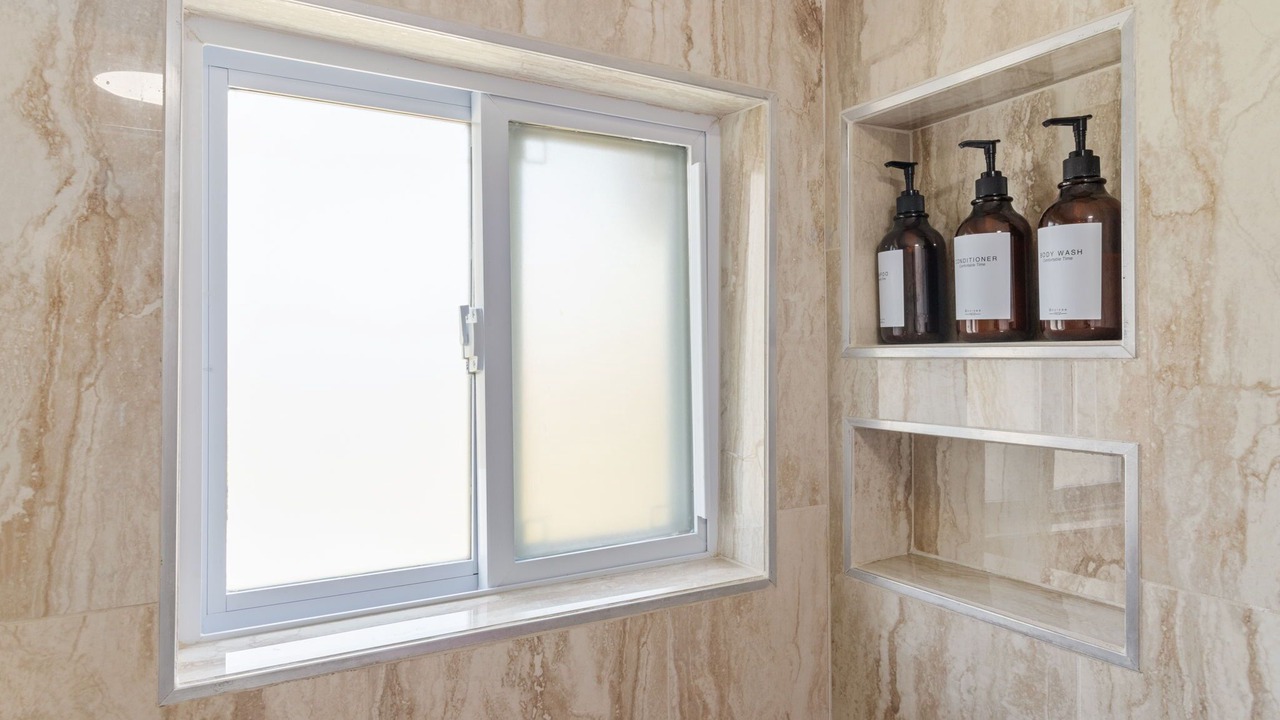 Photo of Bathroom in Lupton City