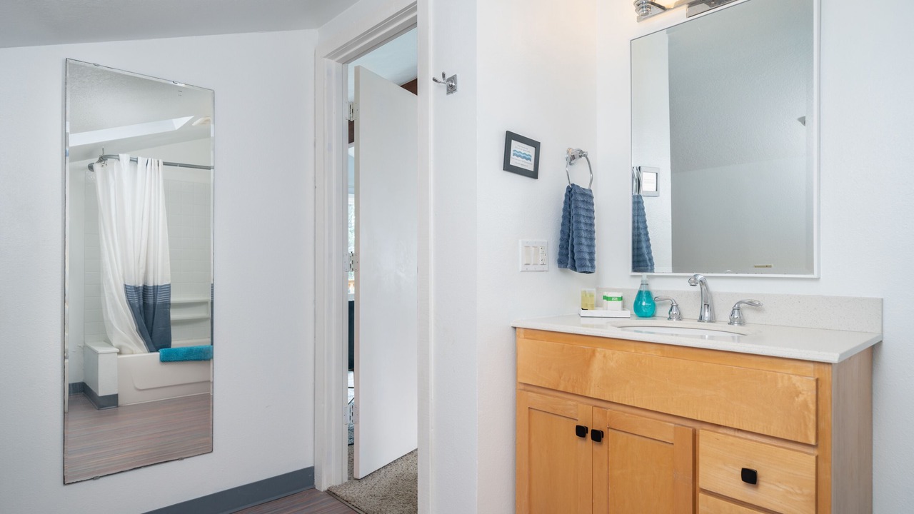 Photo of Bathroom in Otter Rock