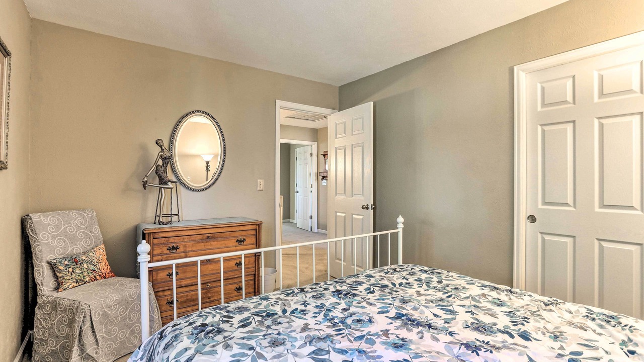 Photo of Bedroom in Englewood